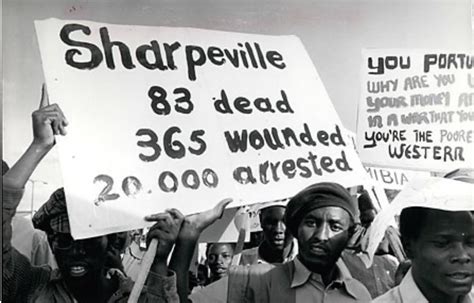 De Sharpeville-protesten: Een ontluikende apartheidkritiek tegenover een gewelddadige reactie van het bewind